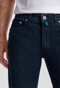 Pierre Cardin FUTUREFLEX LYON RIVET - Straight Leg Jeans -Herenkleding Verkoopwinkel 08ba7ab82d2b4383bf6b39e2262a433a