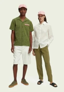 Nieuwkomers -Herenkleding Verkoopwinkel 0a0285ea0616421d997ed76240f50482