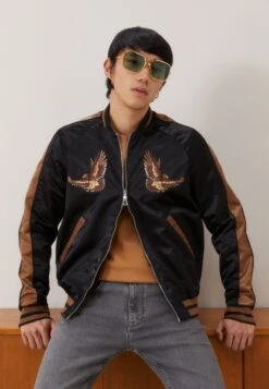 J.Lindeberg EAGLE VARSITY JACKET - Bomberjacks