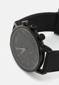 Pier One UNISEX - Horloge -Herenkleding Verkoopwinkel 3b3345b9e4194999ba0df8f50a8caa14