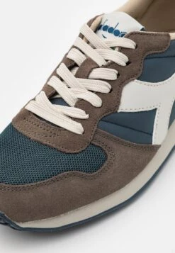 Diadora UNISEX - Sneakers Laag -Herenkleding Verkoopwinkel 458294b061334e6884533647a4c4396b