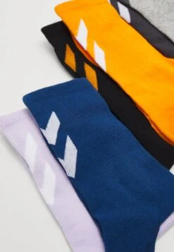 Hummel CHEVRON SOCKS 6 PACK UNISEX - Sportsokken -Herenkleding Verkoopwinkel 575b8a26e2cd450e8c724afaa9b6be76