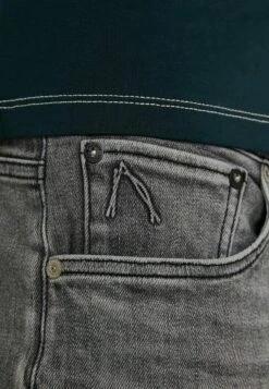 EGO.S AKIRA - Jeansshort -Herenkleding Verkoopwinkel 830e0af837e04f7688175ab856e2f20e