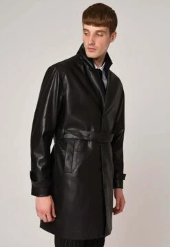 Halflange Jas -Herenkleding Verkoopwinkel 9ca9e41c0f084144828202ae6e255c00