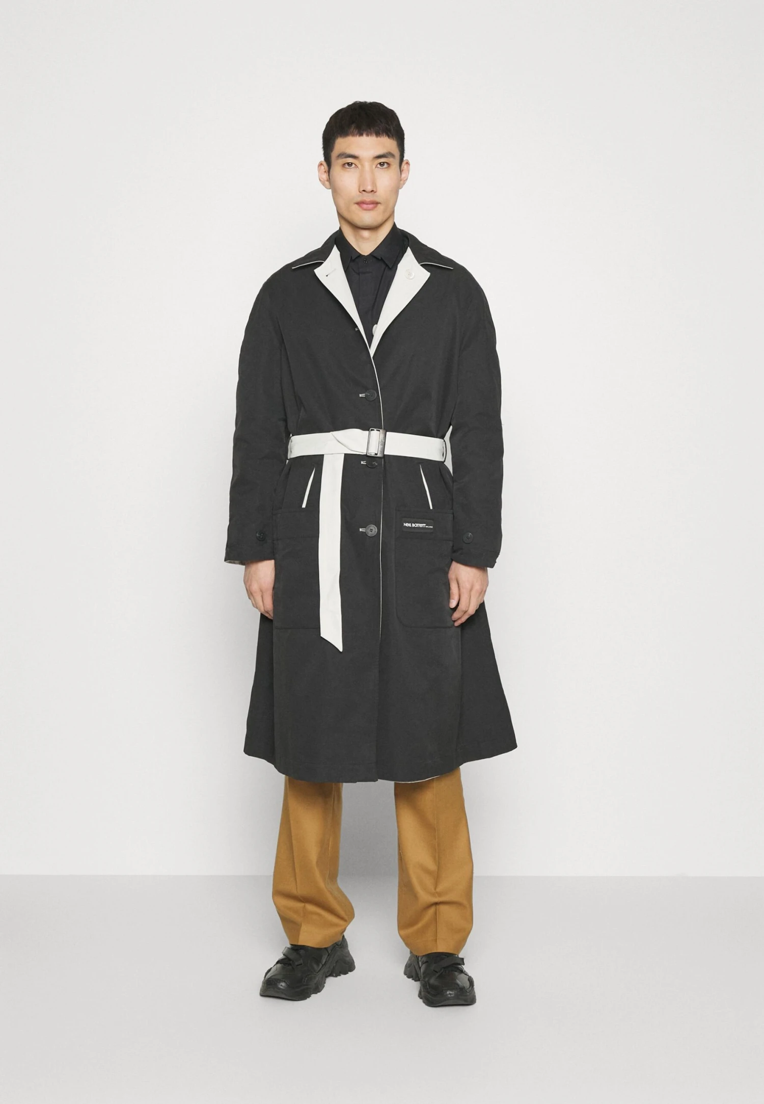 Neil Barrett REVERSIBLE - Trenchcoat 7 Neil Barrett REVERSIBLE - Trenchcoat - Afbeelding 5
