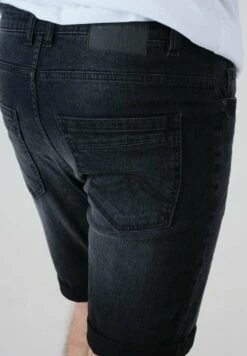 KURT - Jeansshort -Herenkleding Verkoopwinkel b4cd09da31564252bc54388bd57e6923
