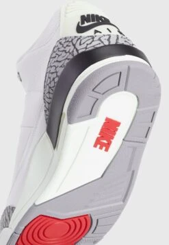 AIR JORDAN 3 RETRO - Sneakers Hoog -Herenkleding Verkoopwinkel b962965a61ac4d1a96d6a6bf641f87c5