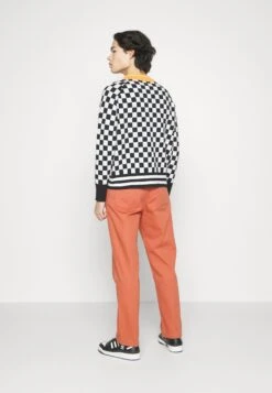 STRAIGHT HEM PANTS - Straight Leg Jeans -Herenkleding Verkoopwinkel d4c5498ede9a4b7591529cc3e032f1d8