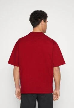 Holzweiler RANGER OSLO TEE - T-shirt Basic -Herenkleding Verkoopwinkel d80db9cfea9b45f7b7283a952ca2f84b