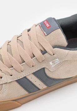 Globe ENCORE - Skateschoenen -Herenkleding Verkoopwinkel e55cb8e415f847f59ef85e2f568c2ca5