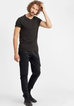 Solid SDJORY - Trainingsbroek -Herenkleding Verkoopwinkel e77c10bb751b43e791bebcccfc303bdd