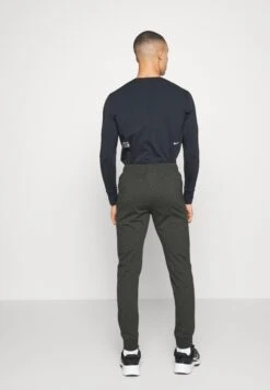 Champion CUFF PANTS - Trainingsbroek 8 Champion CUFF PANTS - Trainingsbroek -Herenkleding Verkoopwinkel f79af58a37c8481cab4b1f6f43db065f